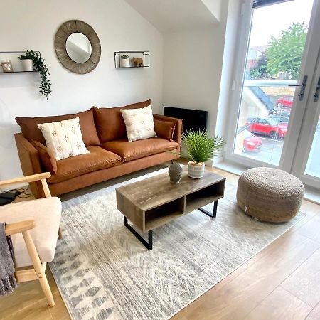 Modern 2 Bed Apartment/Free Parking/Near City/Self-Check In Handsworth Bagian luar foto